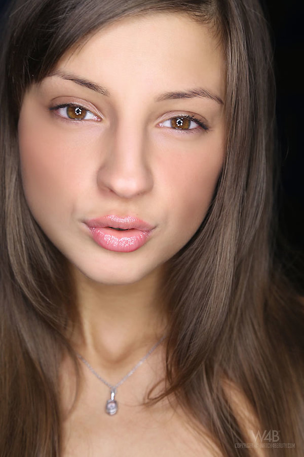 Фекла, 22 года, 2 размер груди